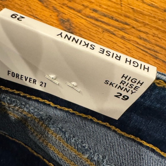 Gorgeous color denim with stretch! Blue Jeans,zoom in for angles,details,sizing - Picture 6 of 16